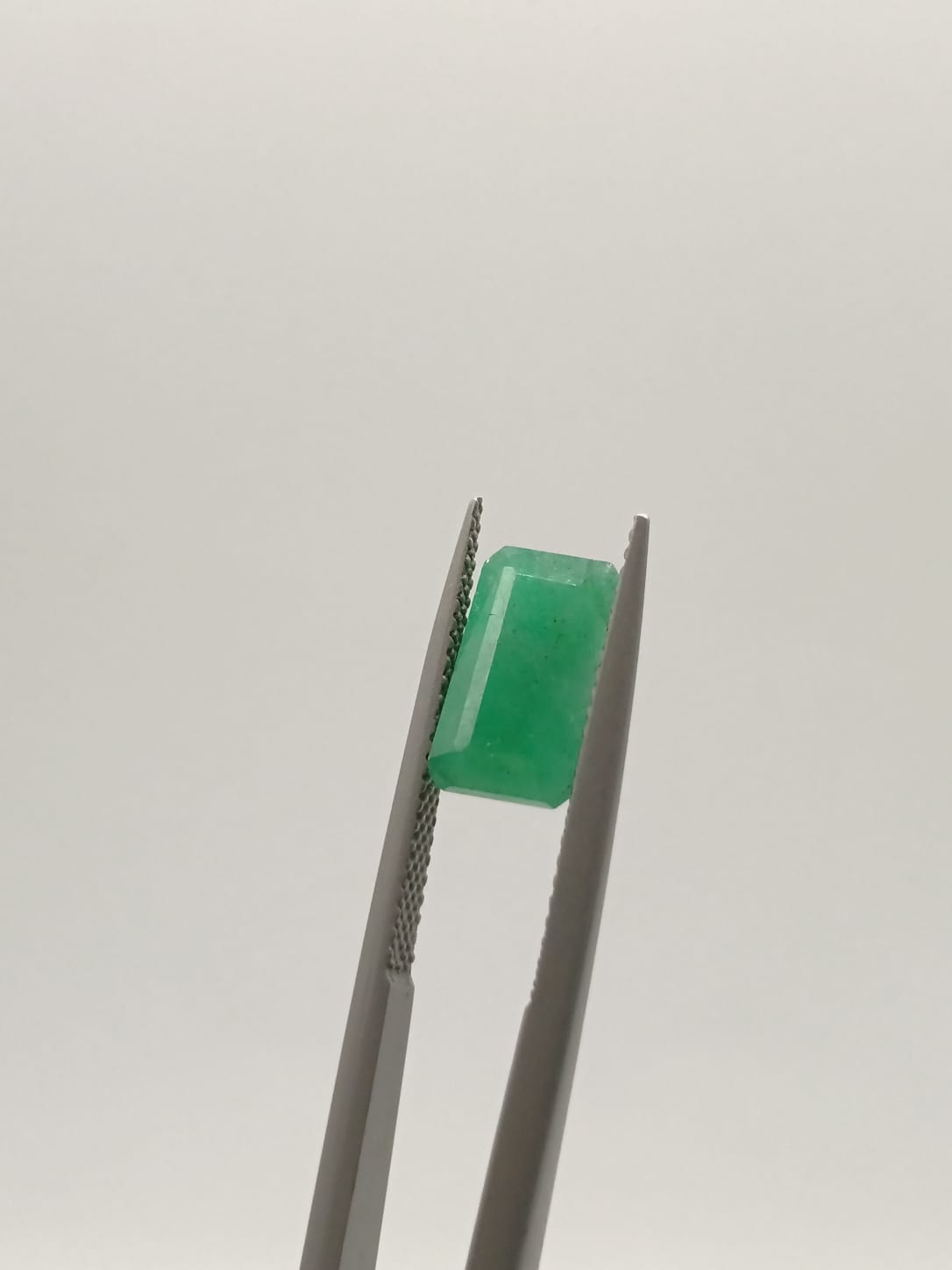 Esmeralda brasileña rectangular de 2.74ct