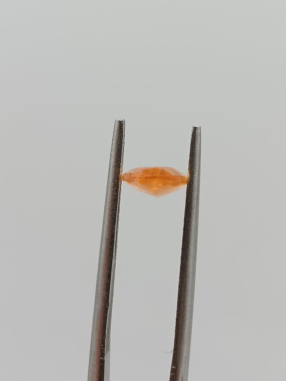 Topacio imperial ovalado de 1.64ct