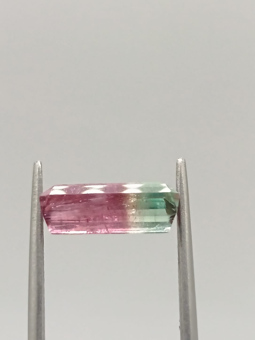 Turmalina sandia rectangular de 3.98ct