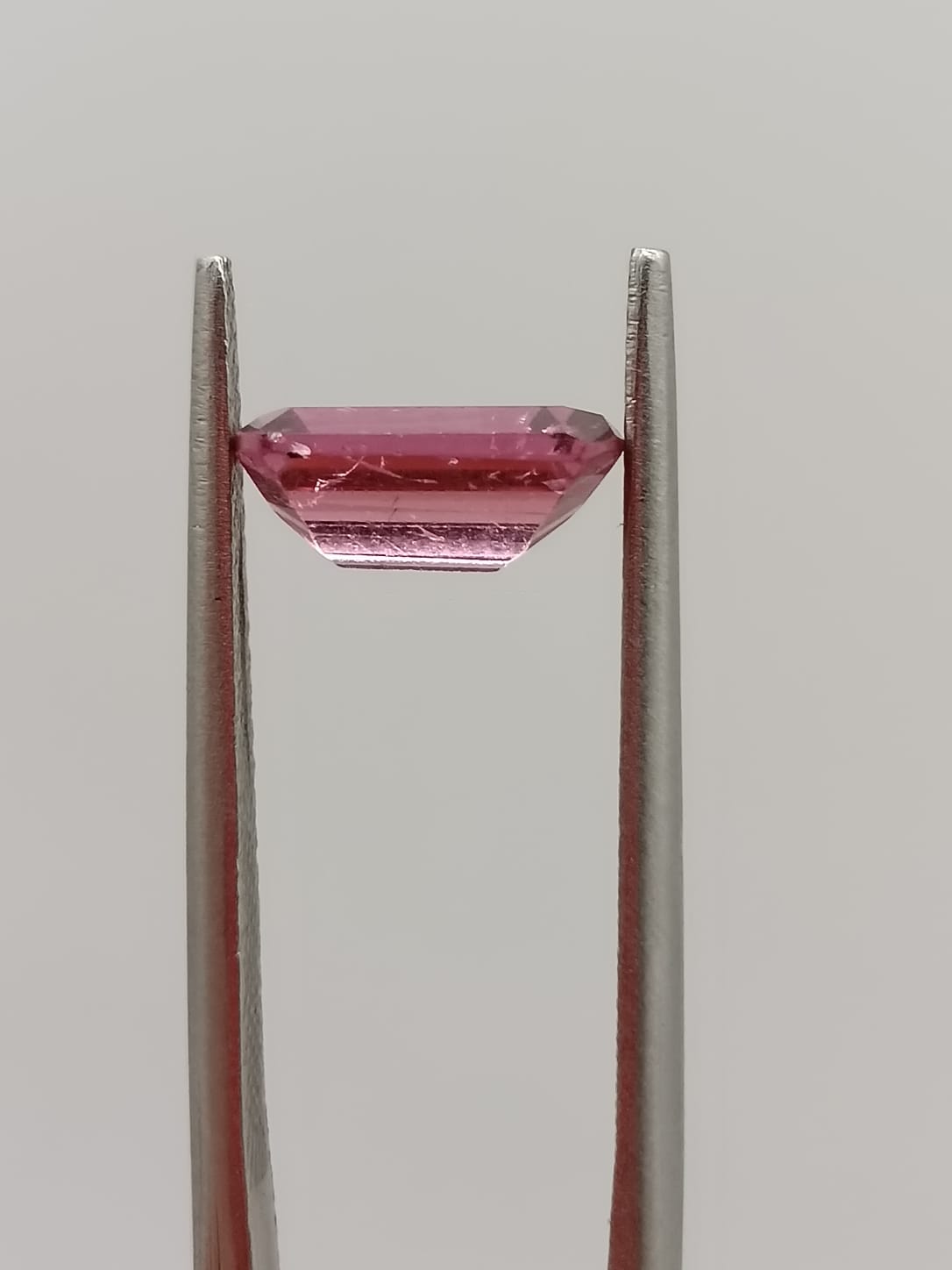 Turmalina rosa rectangular de 1.38ct