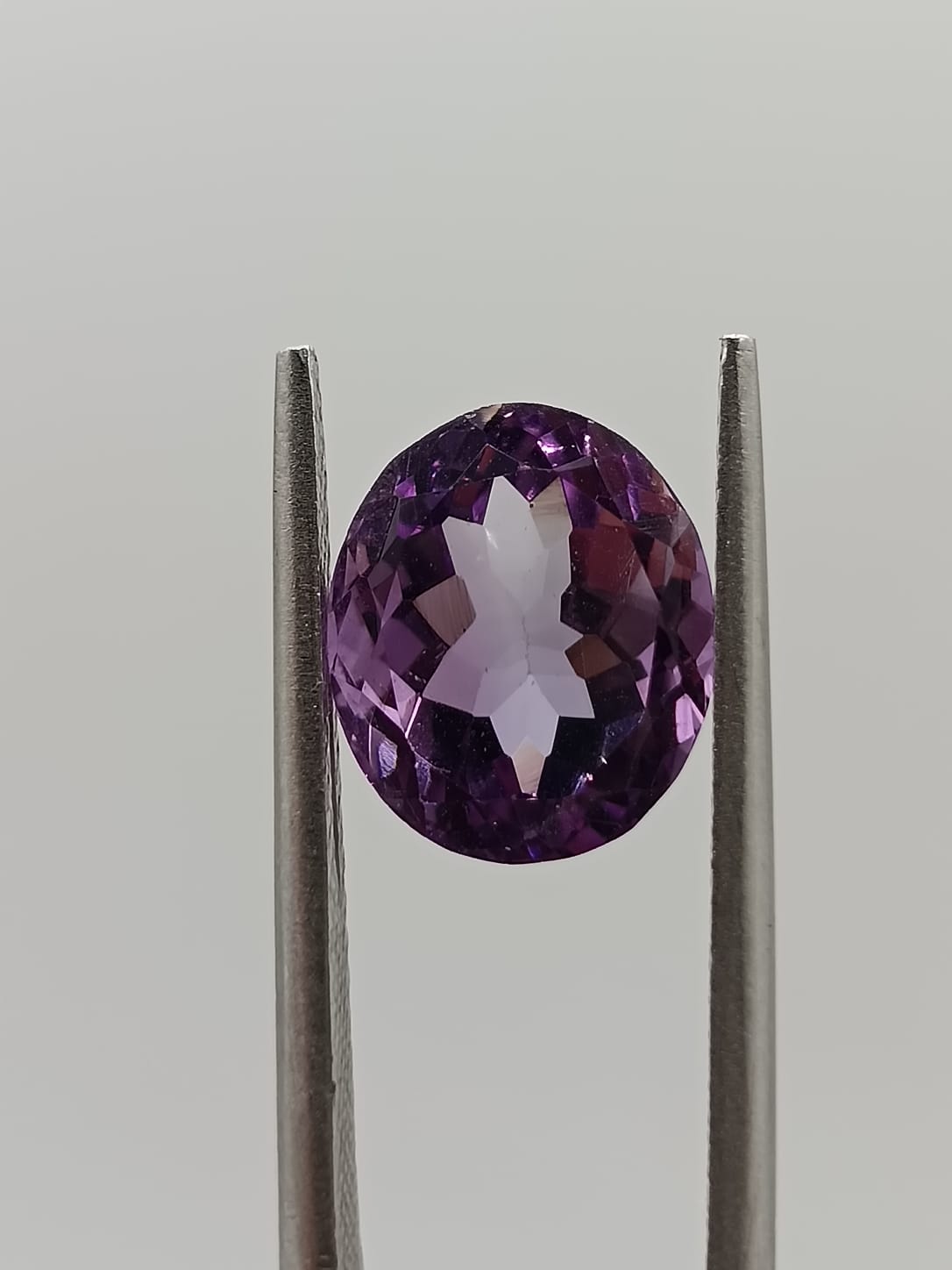 Amatista ovalada de 4.14ct