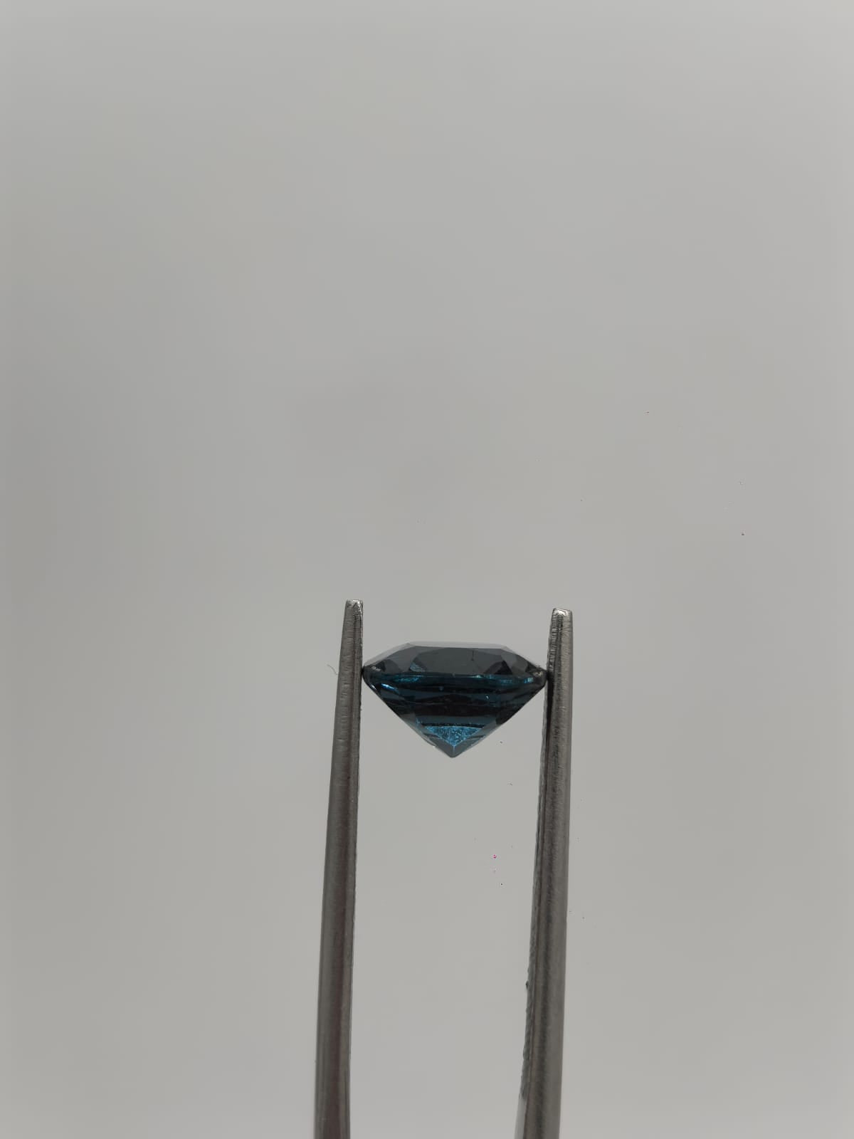 Topacio London blue corte cushion de 2.43ct