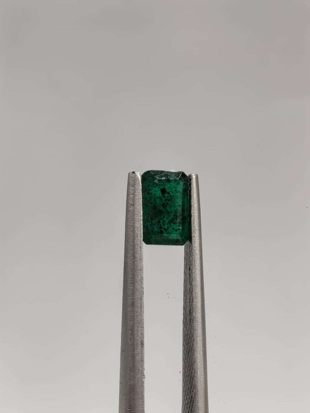 Esmeralda colombiana rectangular de 0.55ct