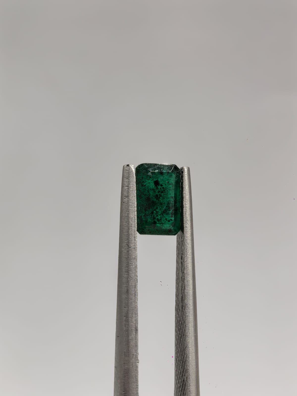 Esmeralda colombiana rectangular de 0.55ct