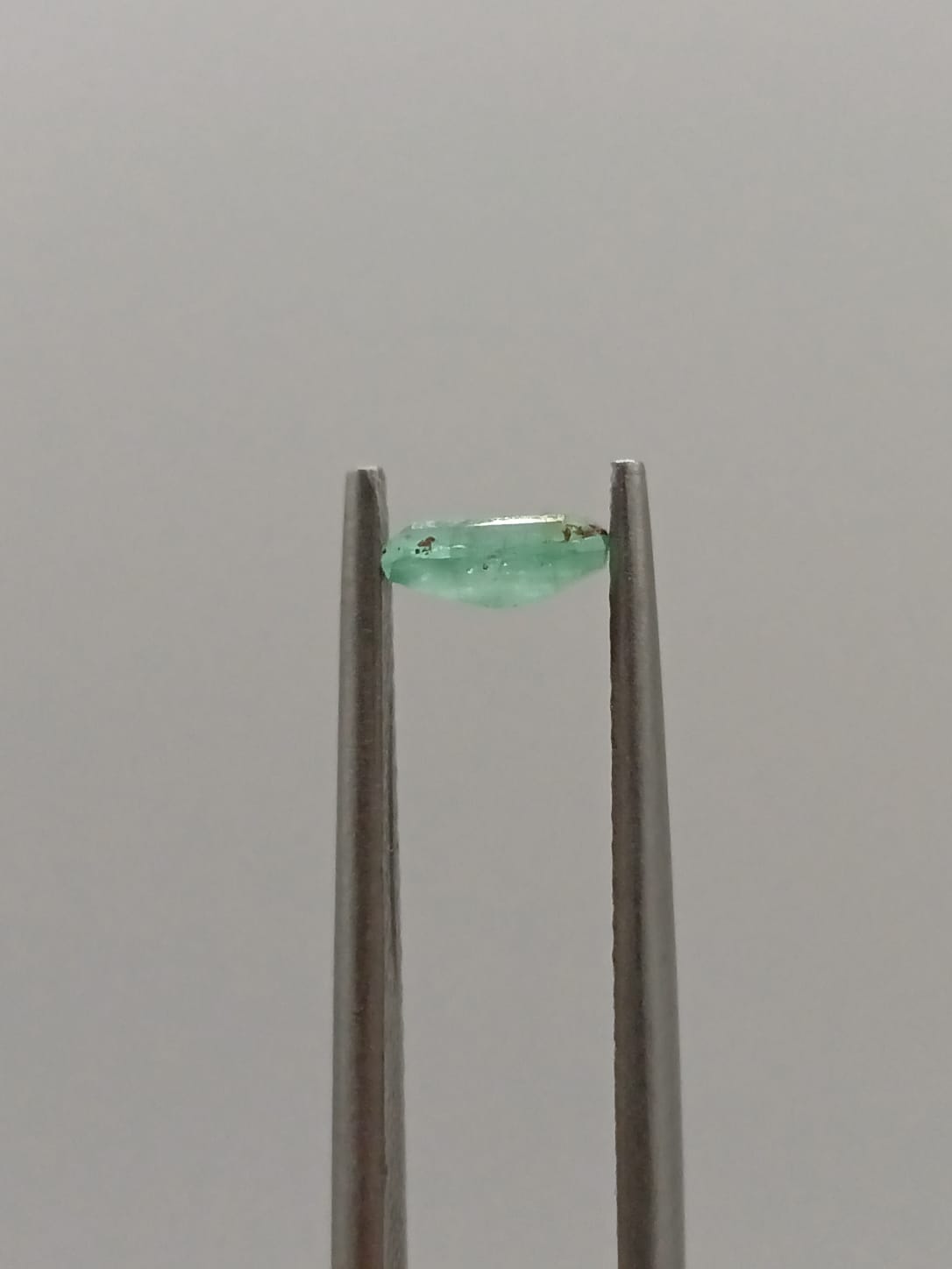 Esmeralda brasileña rectangular de 0.30ct