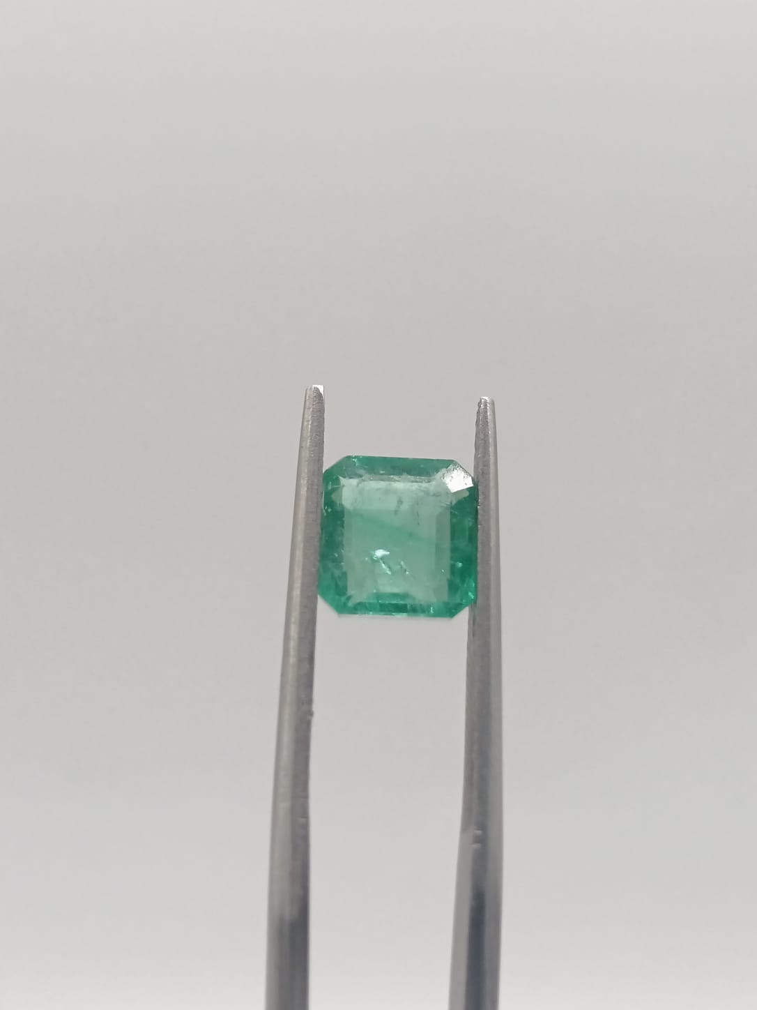 Esmeralda colombiana rectangular de 2.38ct