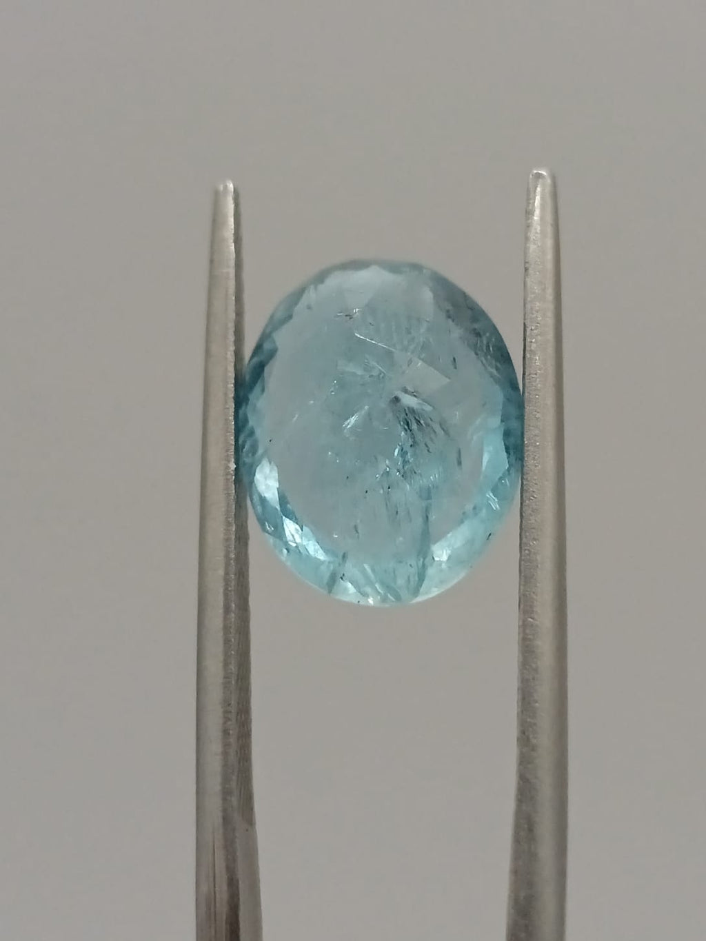 Aguamarina ovalada de 3.65ct