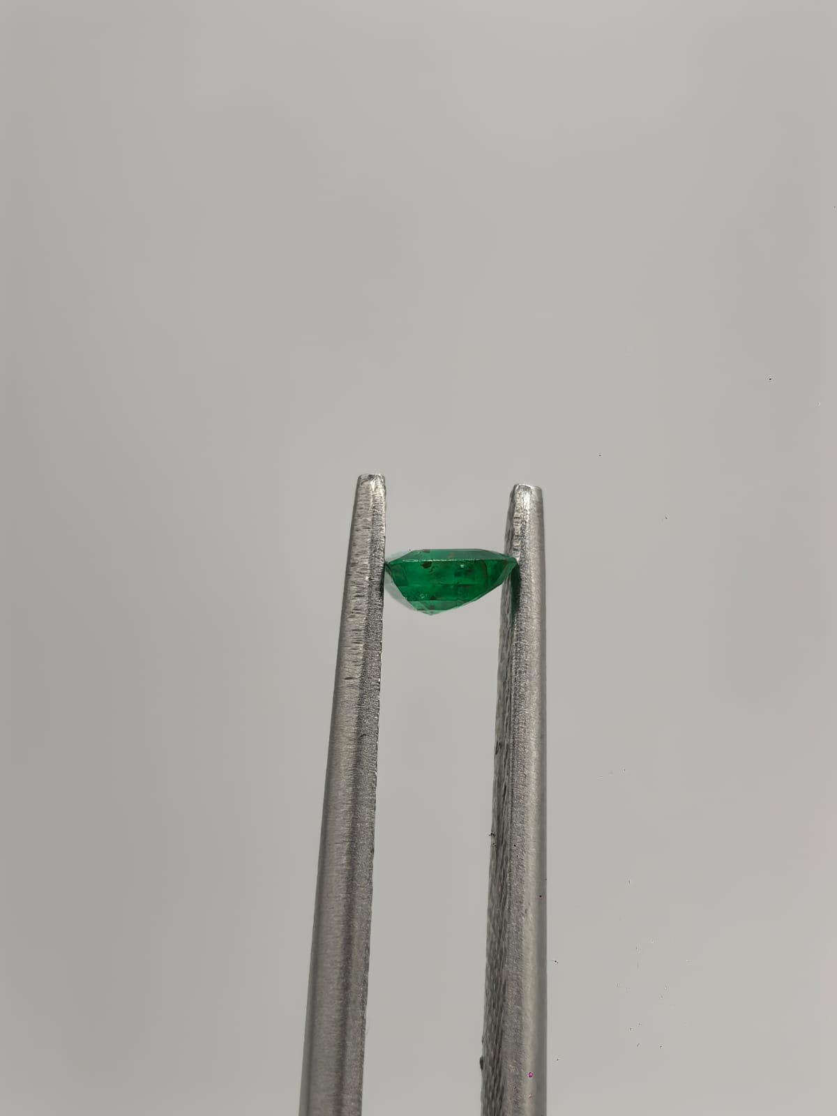 Esmeralda colombiana rectangular de 0.23ct