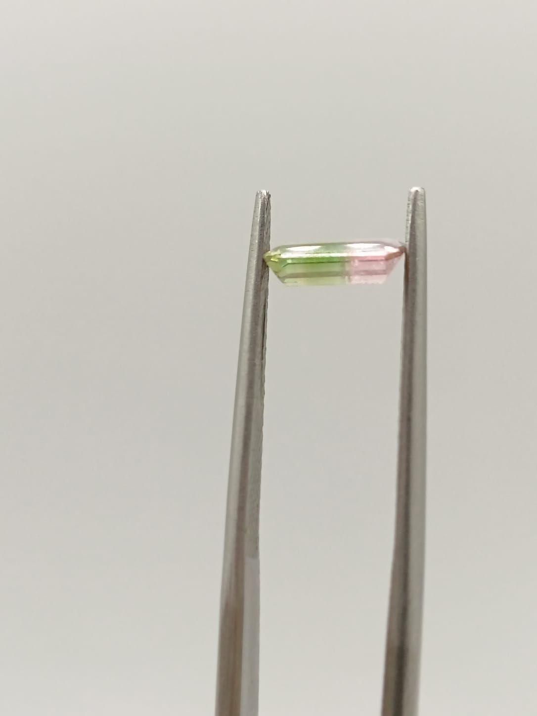 Turmalina sandia rectangular de 0.89ct