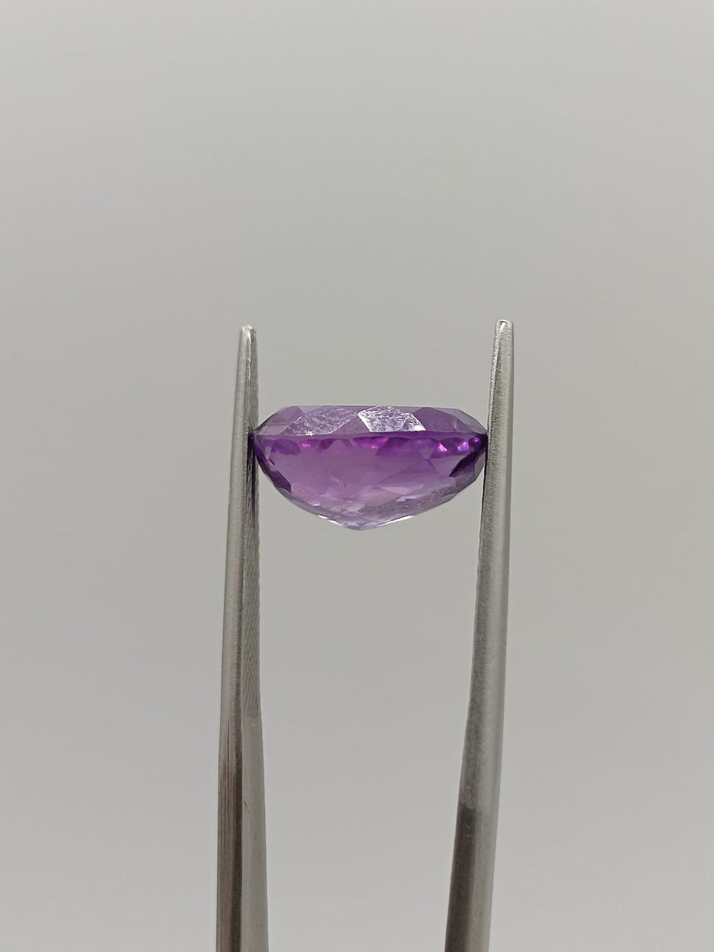 Amatista ovalada de 5.12ct