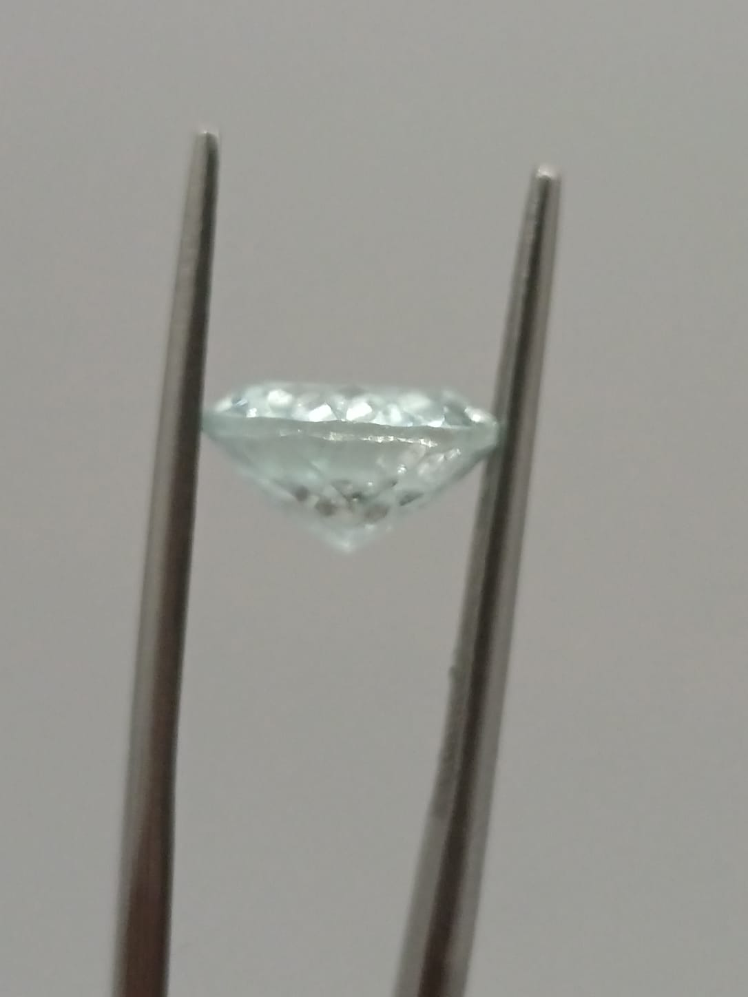 Aguamarina ovalada de 3.41ct