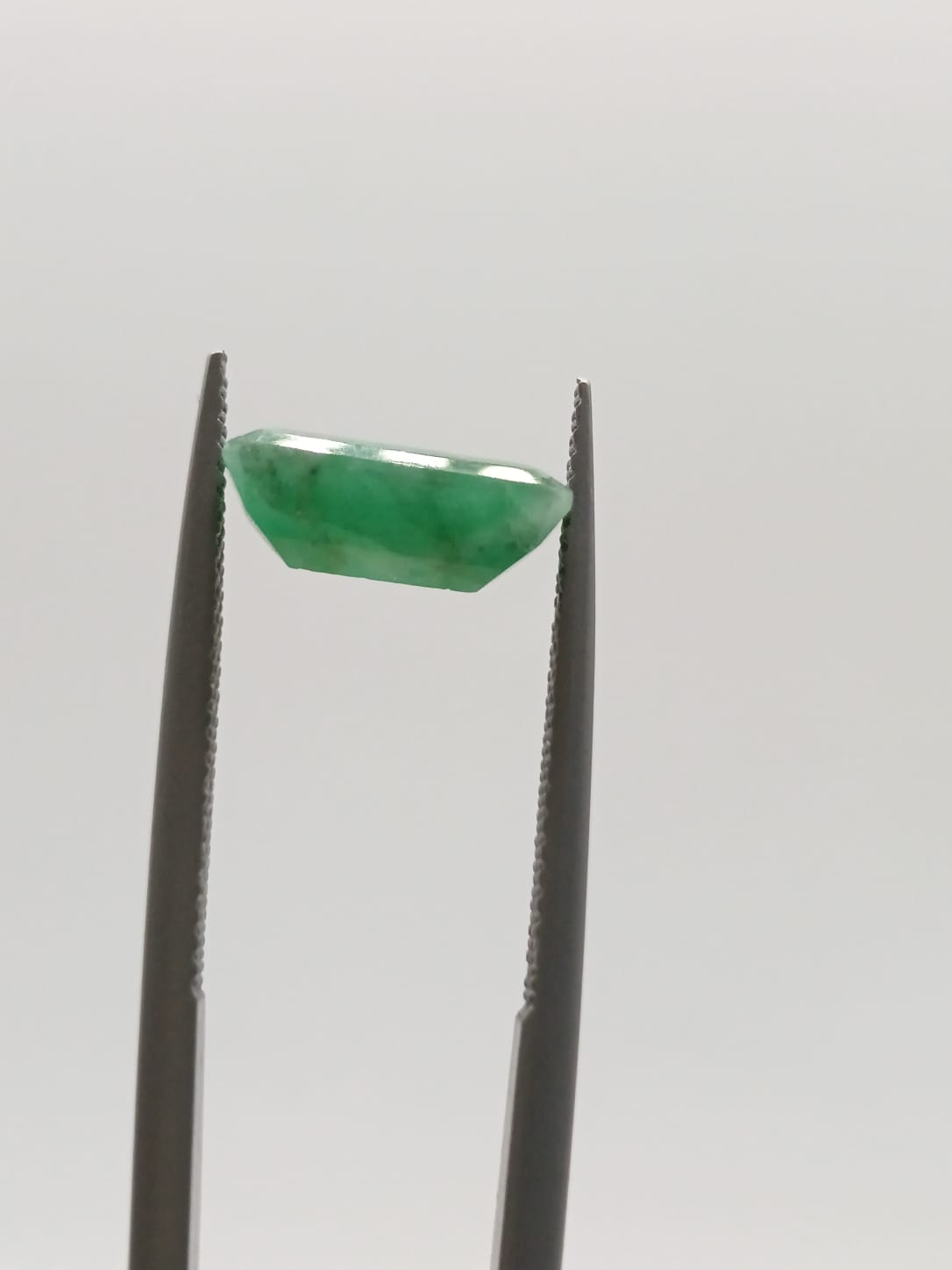 Esmeralda brasileña rectangular de 2.31ct