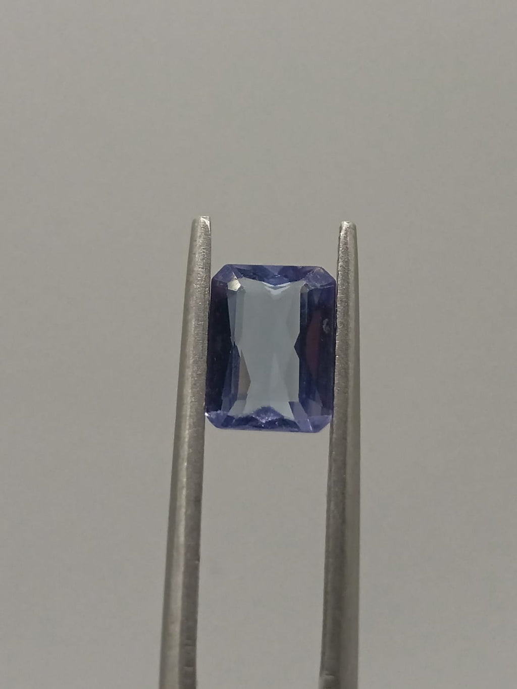 Tanzanita rectangular de 1.22ct