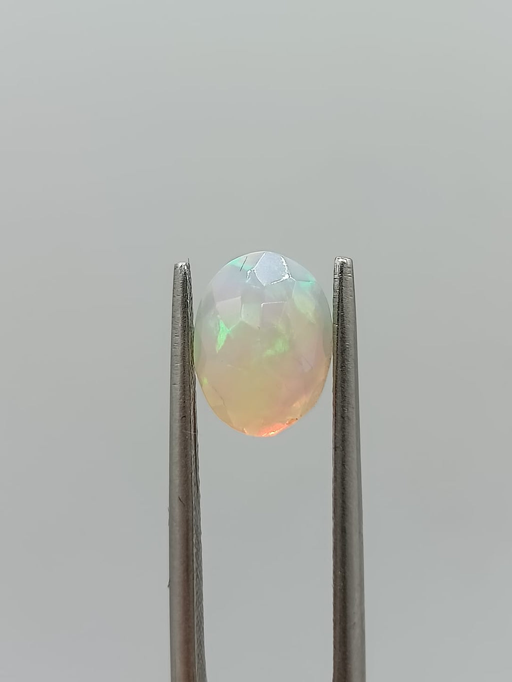 Ópalo ovalado de 1.29ct