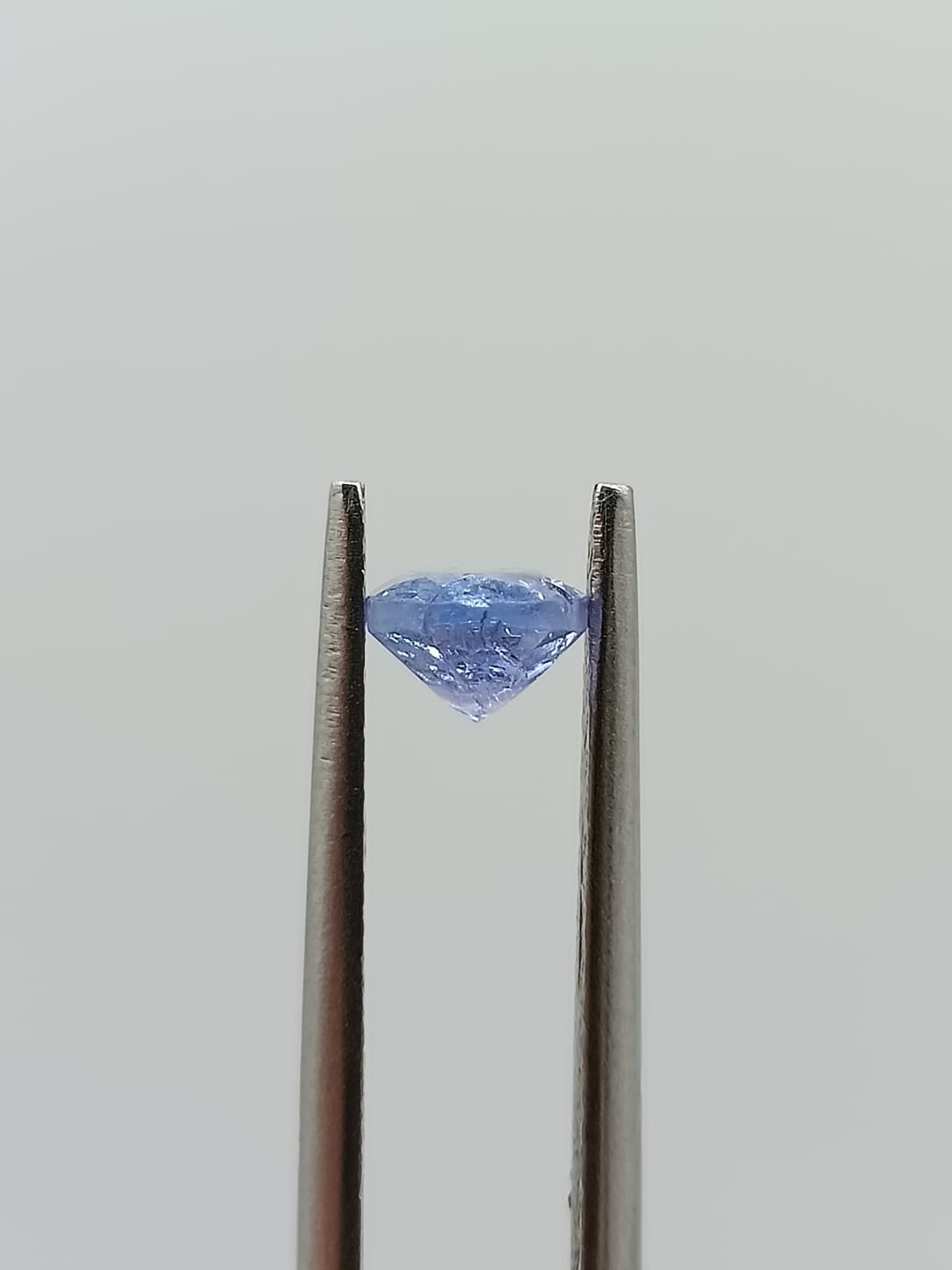 Tanzanita ovalada de 0.84ct