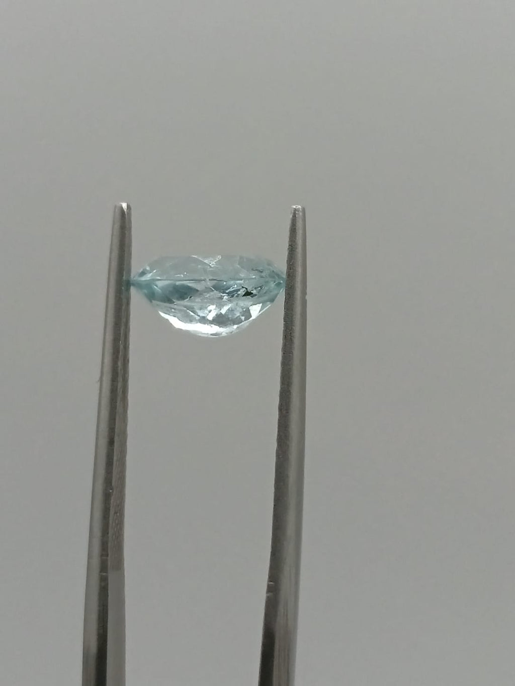 Aguamarina ovalada de 1.65ct