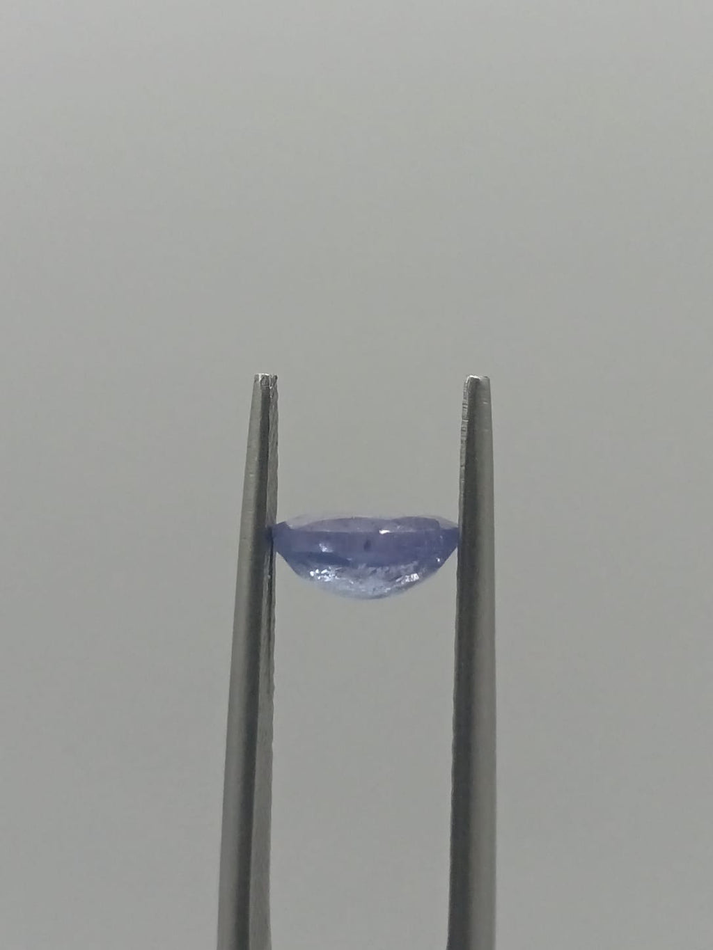 Tanzanita ovalada de 0.86ct