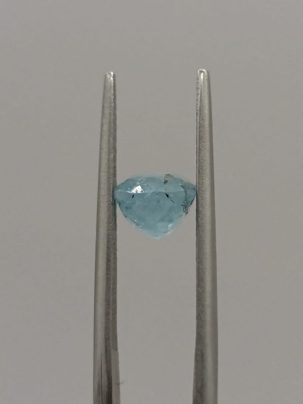 Aguamarina ovalada de 1.57ct