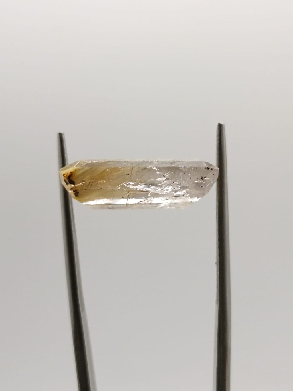 Cuarzo rutilado rectangular de 7.18ct