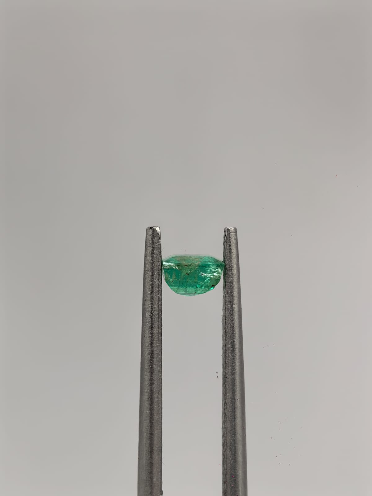 Esmeralda colombiana cuadrada de 0.31ct