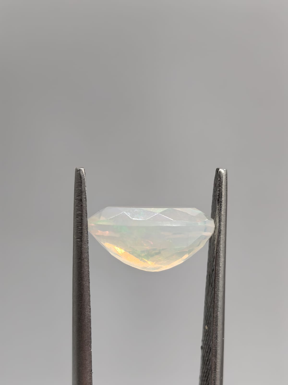 Ópalo ovalado de 2.02ct