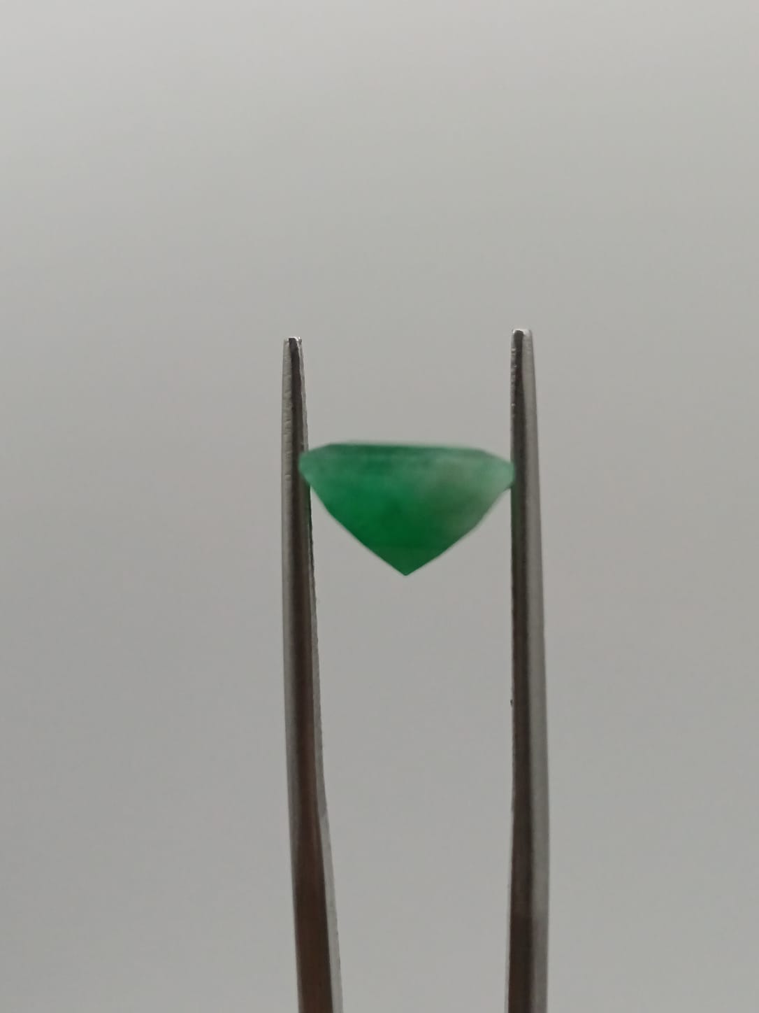 Esmeralda brasileña cuadrada de 3.19ct