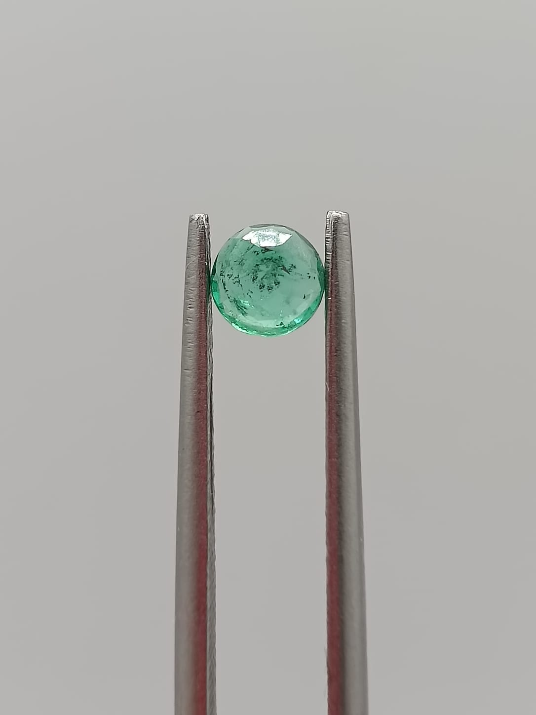 Esmeralda colombiana circular de 0.25ct