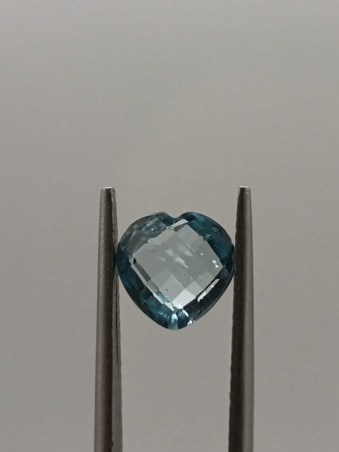 Aguamarina forma de corazón de 1.87ct