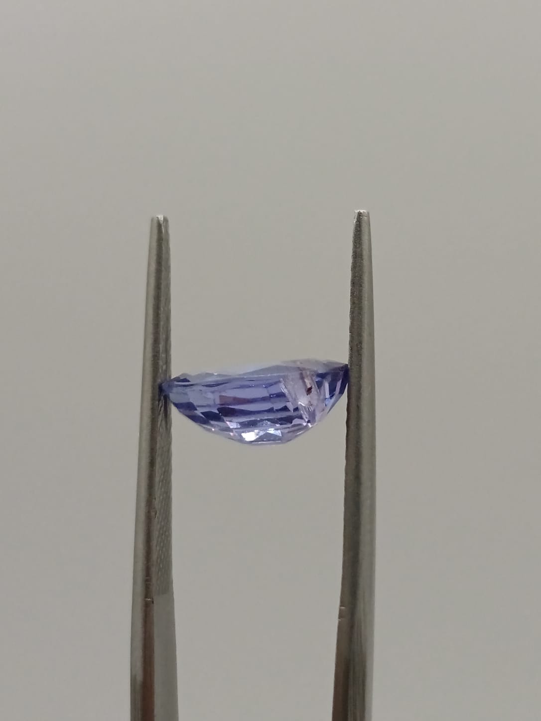 Tanzanita ovalada de 2.79ct