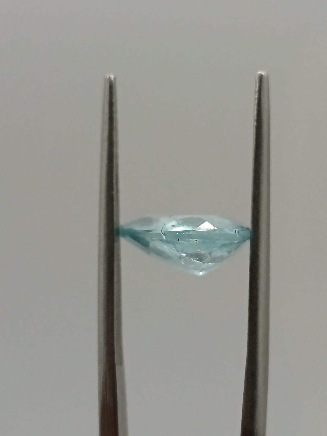 Aguamarina forma de gota de 1.90ct