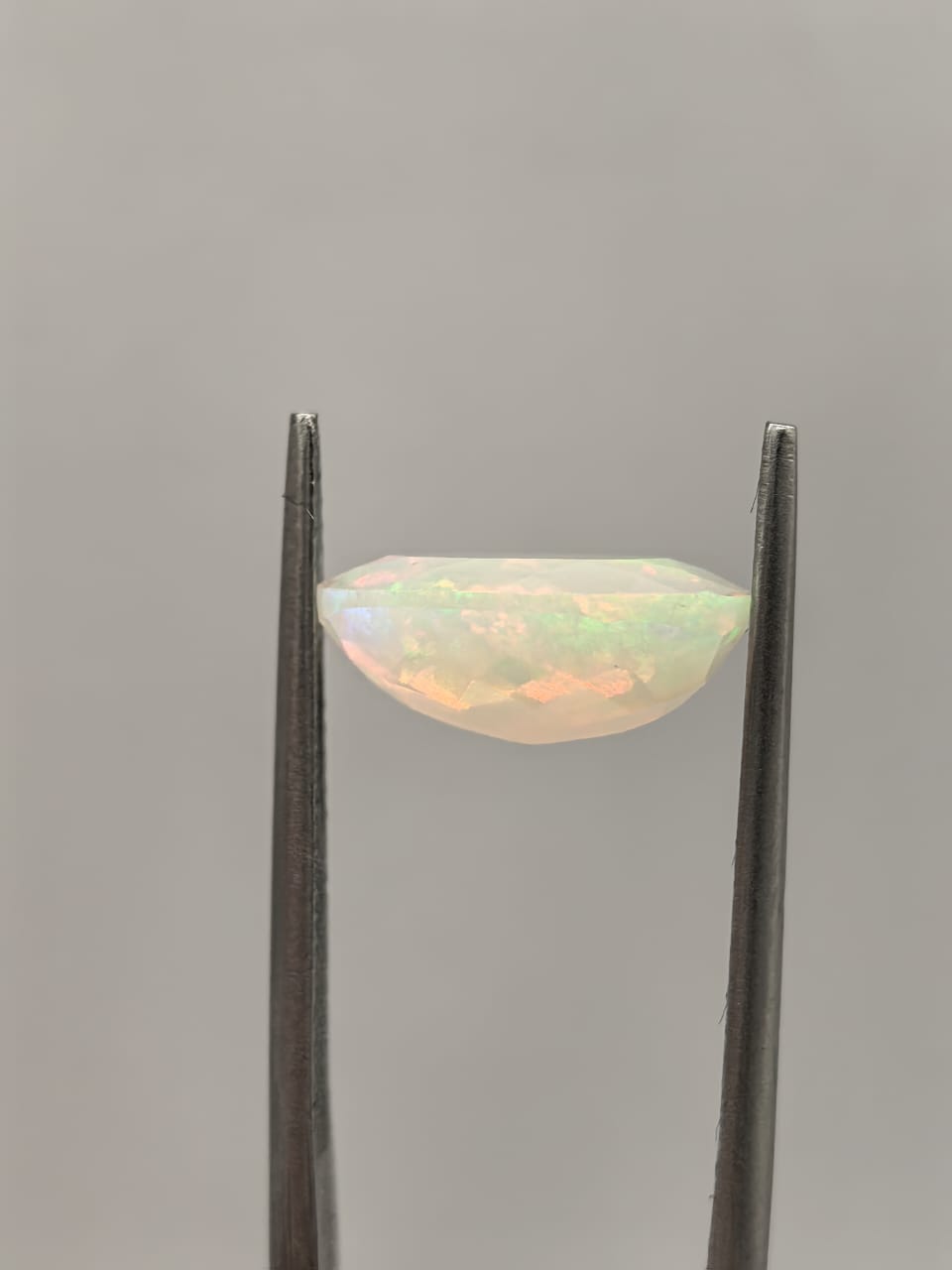 Ópalo ovalado de 2.02ct