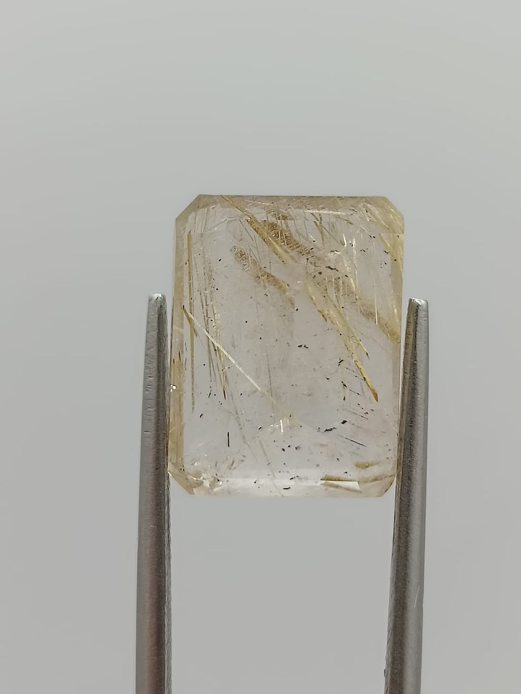 Cuarzo rutilado rectangular de 7.45ct