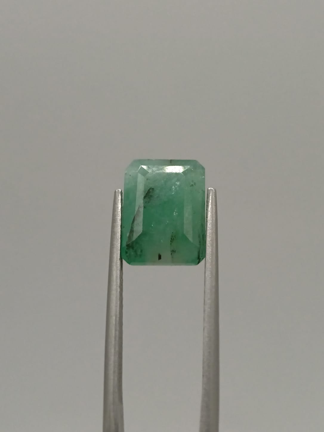 Esmeralda brasileña rectangular de 4.13ct