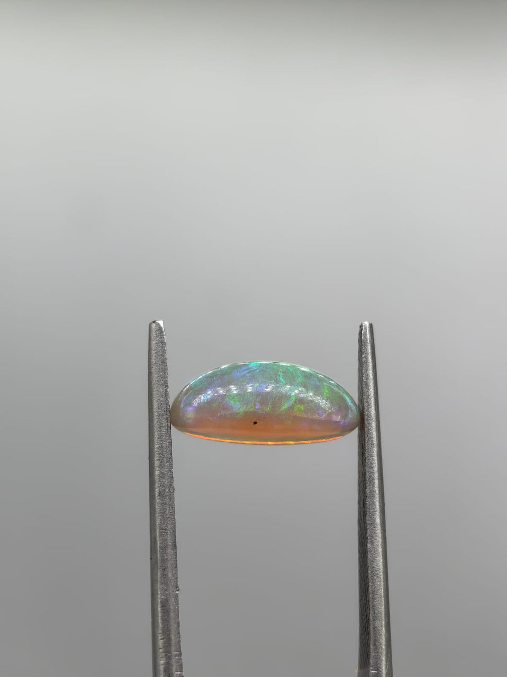 Ópalo ovalado de 2.35ct