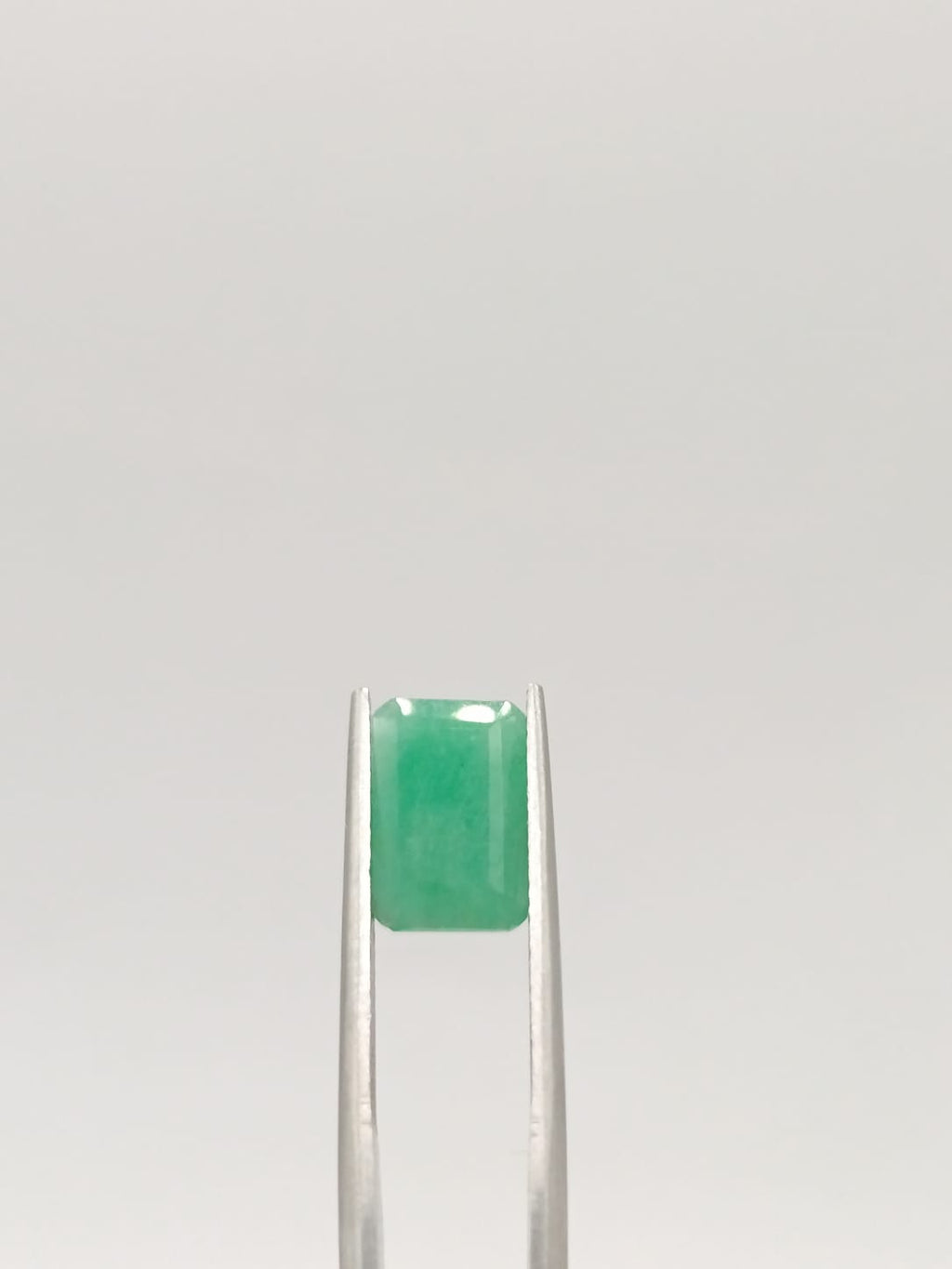 Esmeralda brasileña rectangular de 2.56ct