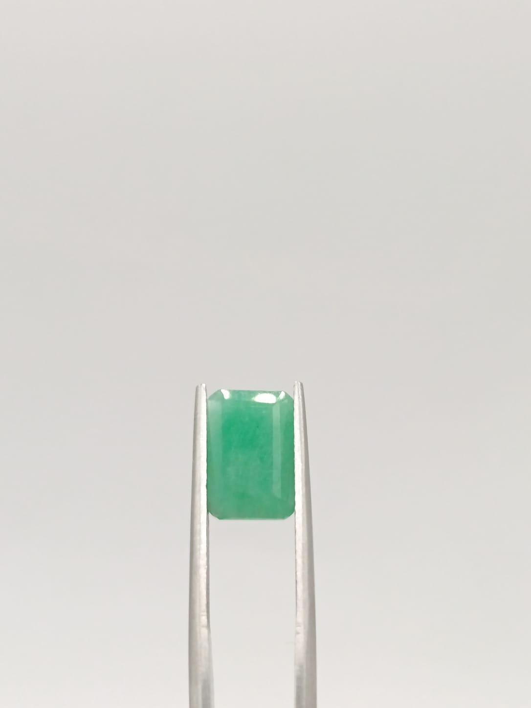Esmeralda brasileña rectangular de 2.56ct