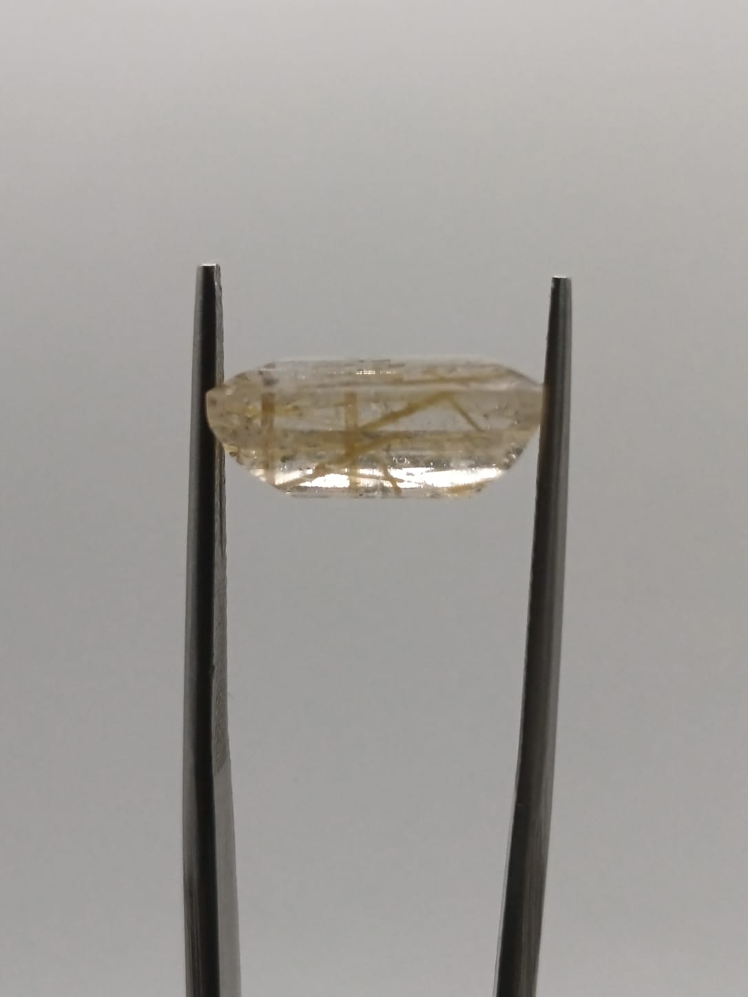 Cuarzo rutilado rectangular de 5.86ct