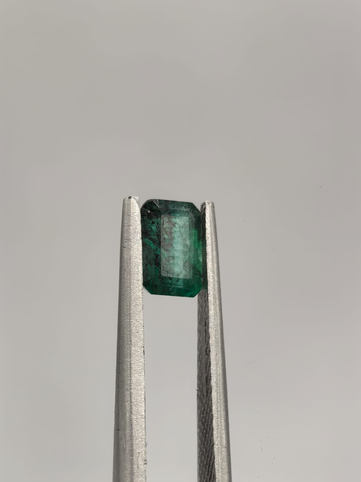 Esmeralda colombiana rectangular de 0.63ct