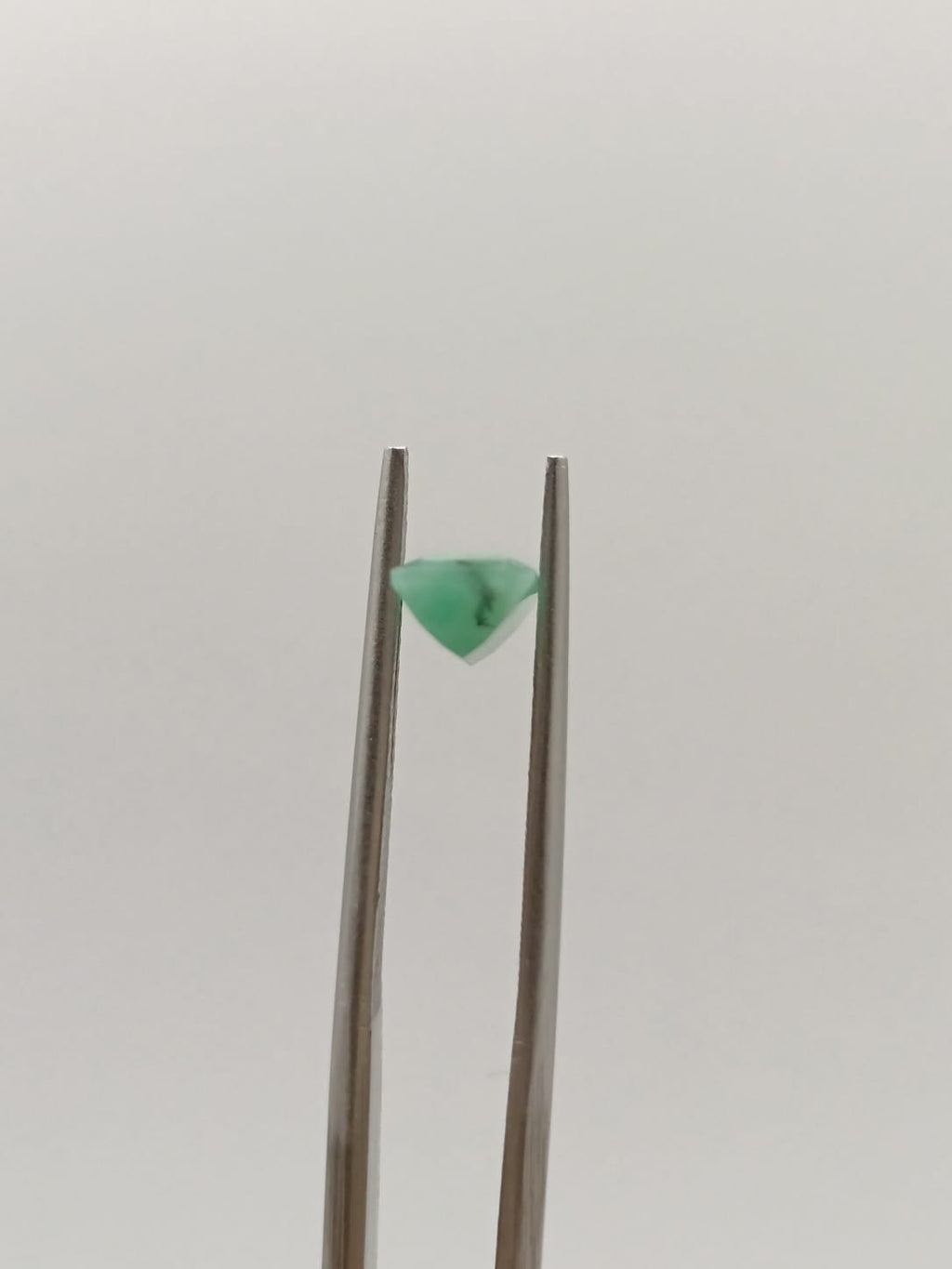 Esmeralda brasileña rectangular de 1.53ct