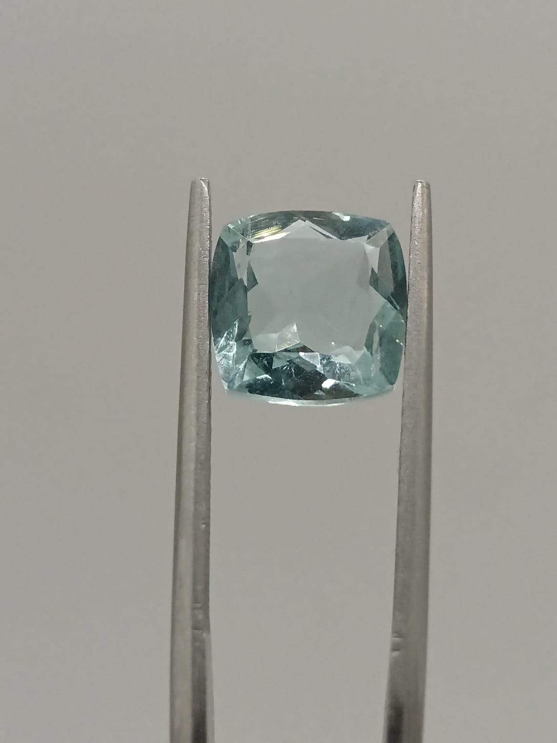 Aguamarina cuadrada de 2.85ct