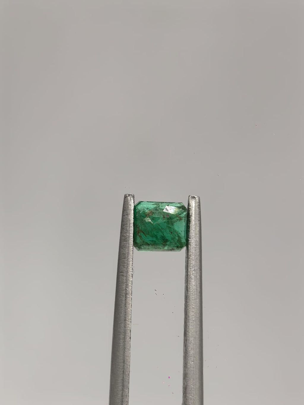Esmeralda colombiana cuadrada de 0.38ct