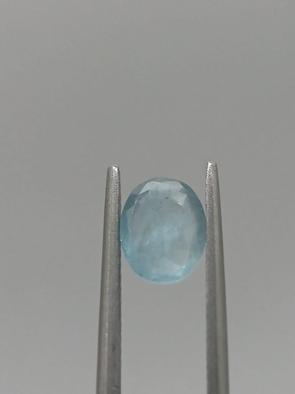 Aguamarina ovalada de 1.23ct