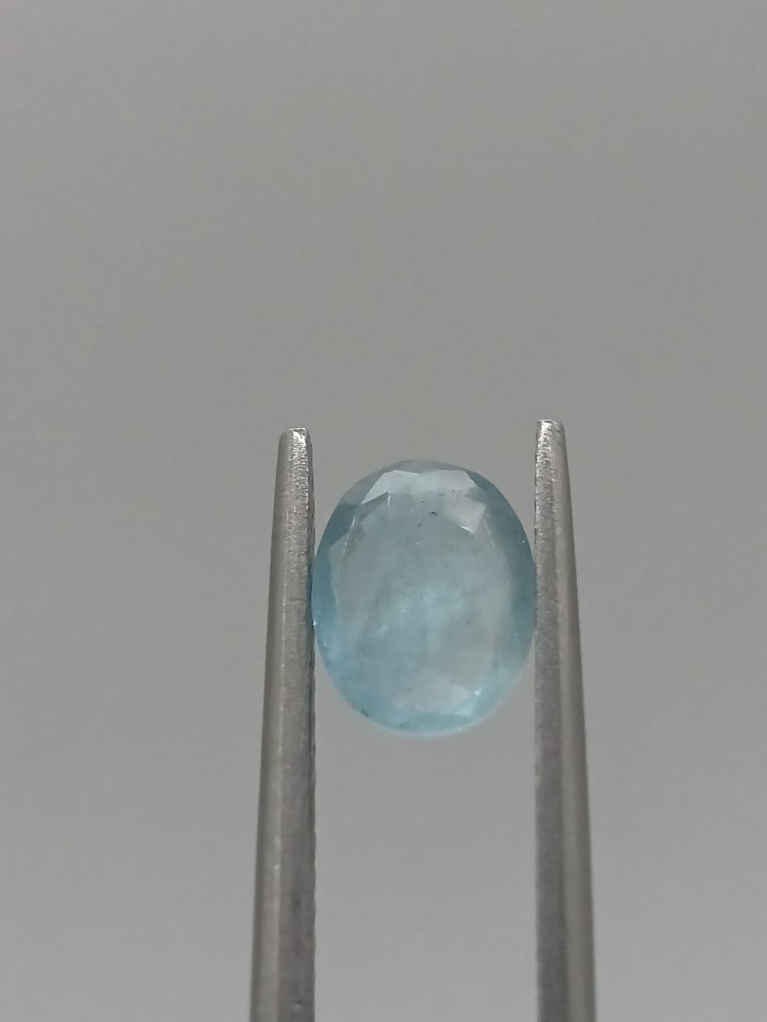 Aguamarina ovalada de 1.23ct