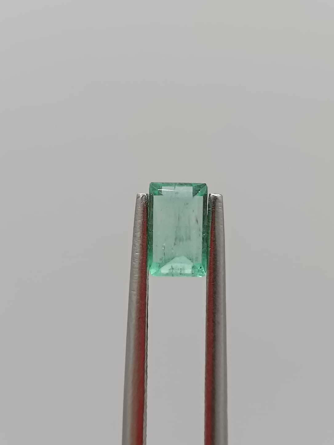 Esmeralda colombiana rectangular de 0.43ct