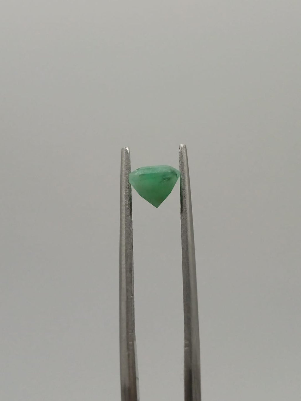 Esmeralda brasileña rectangular de 1.48ct