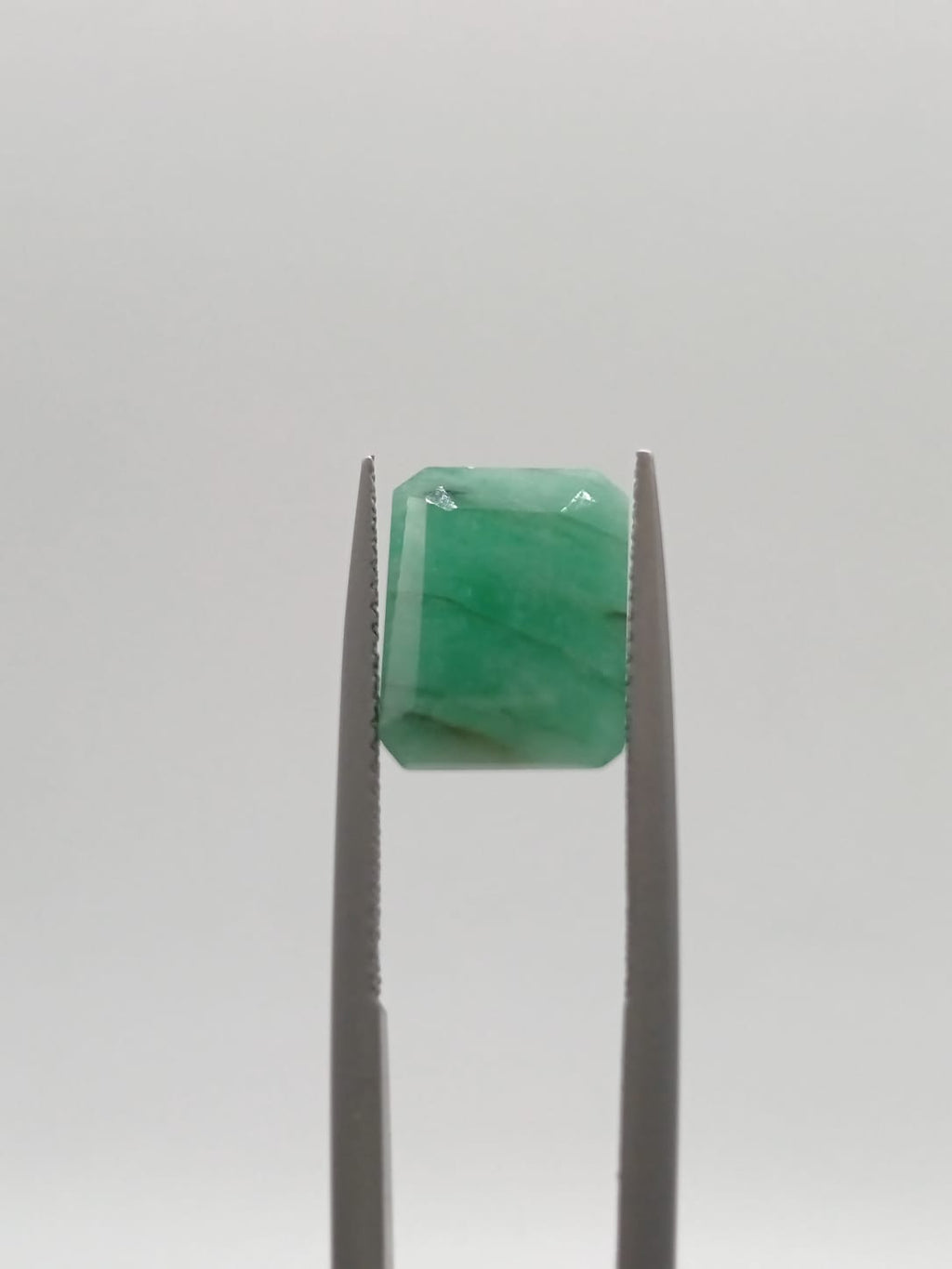 Esmeralda brasileña rectangular de 5.60ct