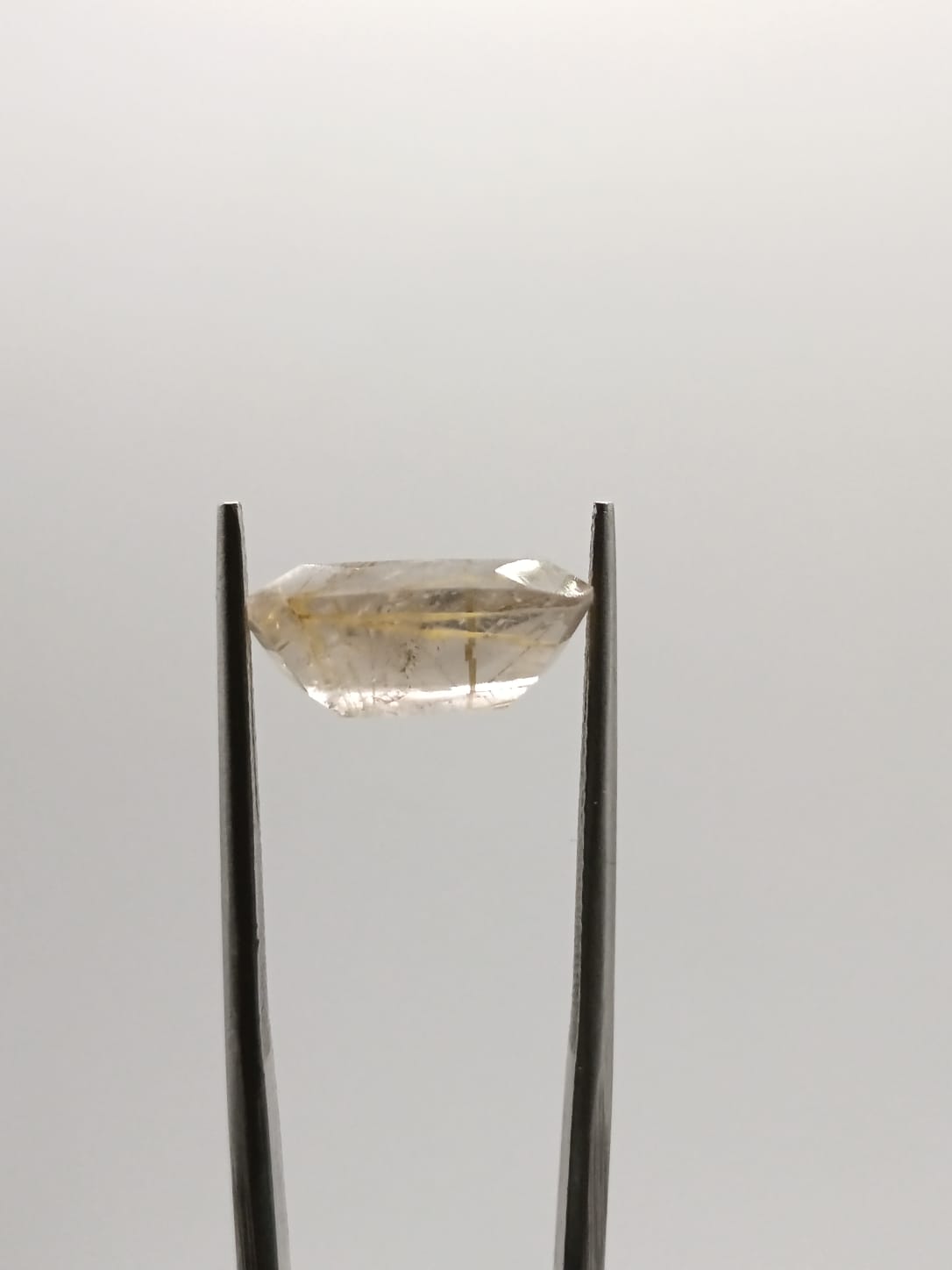 Cuarzo rutilado rectangular de 4.76ct