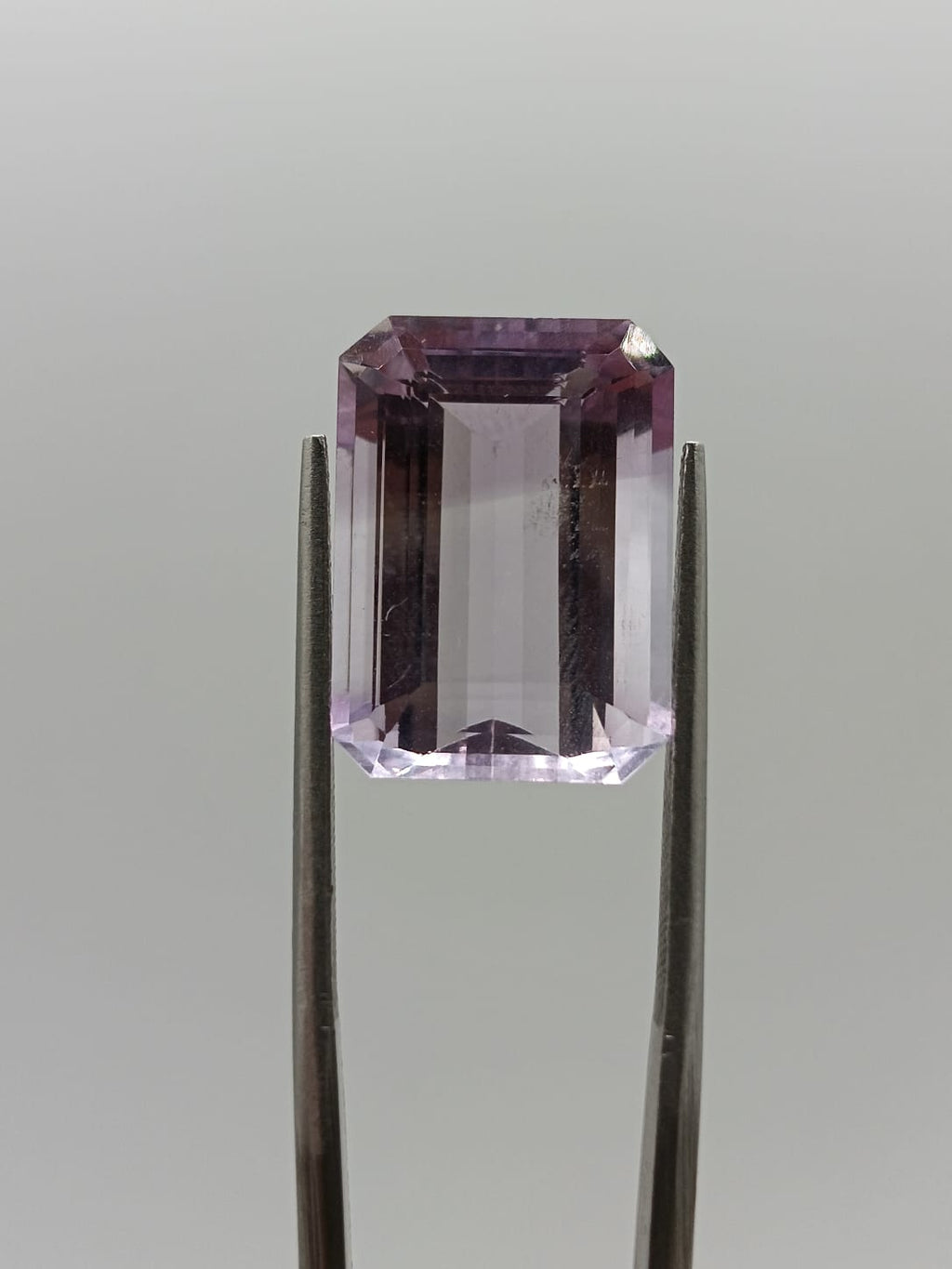 Amatista rectangular de 13.85ct