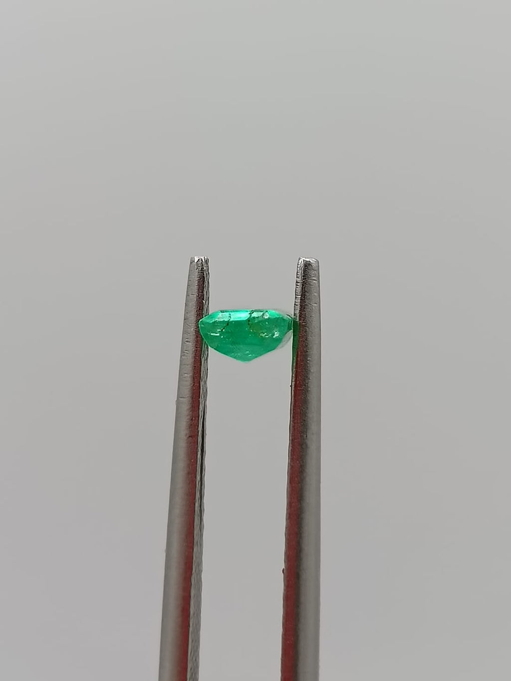 Esmeralda colombiana rectangular de 0.39ct