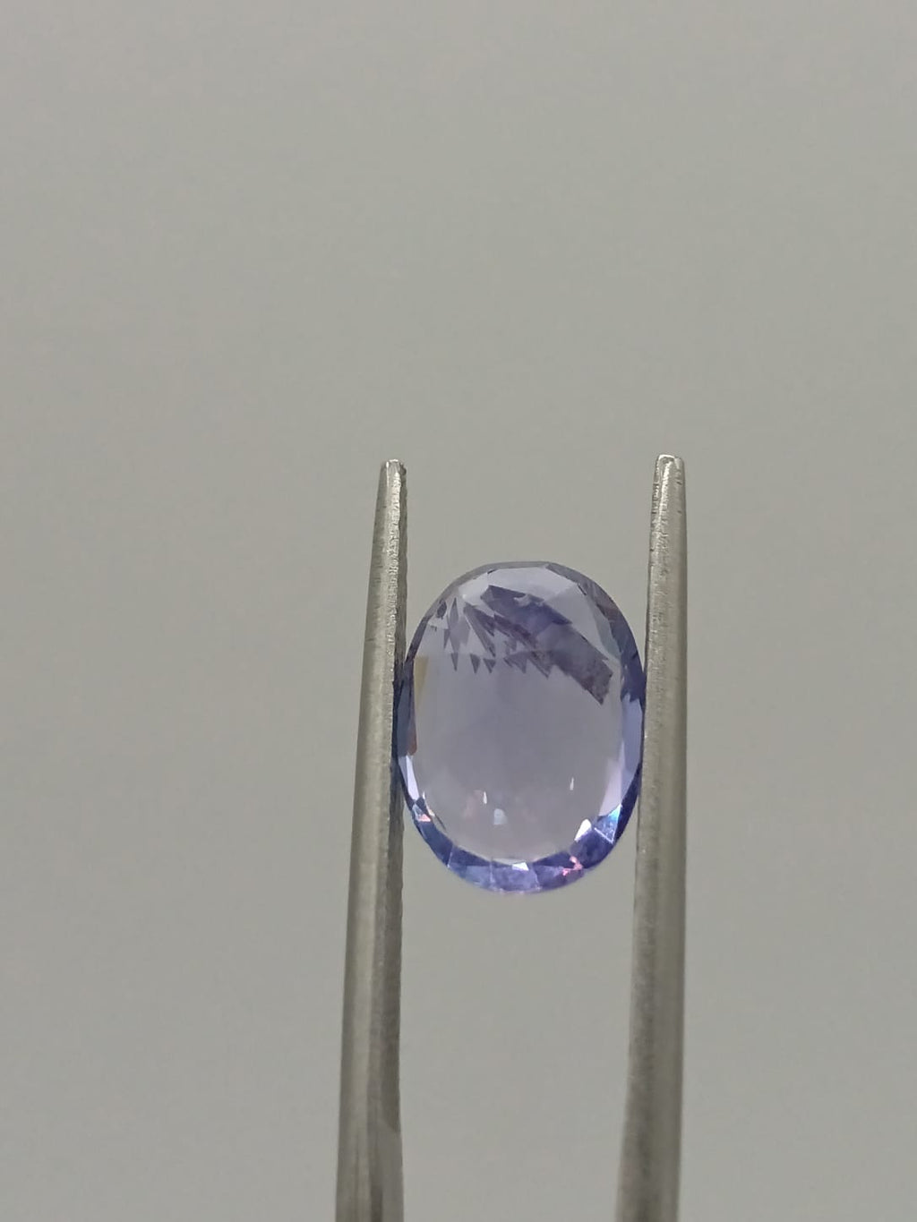 Tanzanita ovalada de 2.79ct